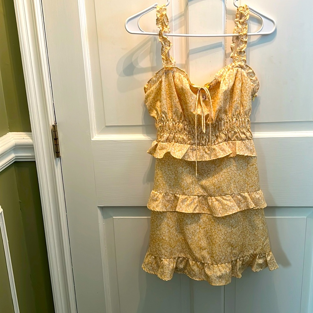 NWOT Polly Yellow and White Sundress